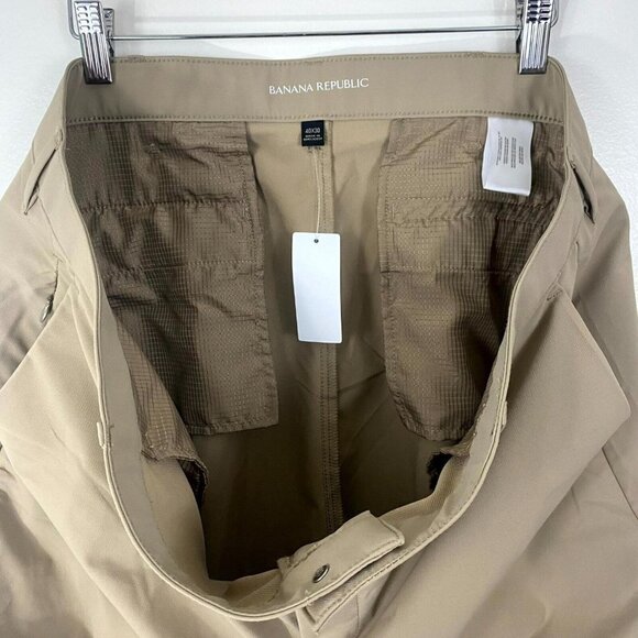 Banana Republic Performance Chino Pants Men's Size 40x30 Polyester Khaki NEW - Picture 14 of 15